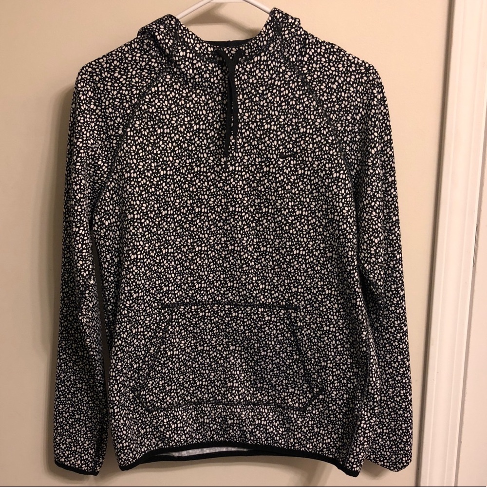 Nike pull over